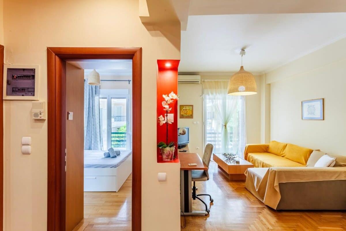 Athens Strawberry Hideaway - City Chic Retreat Екстер'єр фото